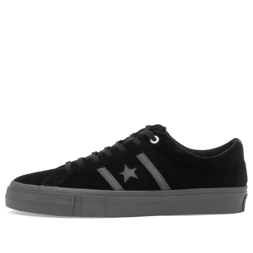 

Кроссовки X undf one star academy Converse, черный