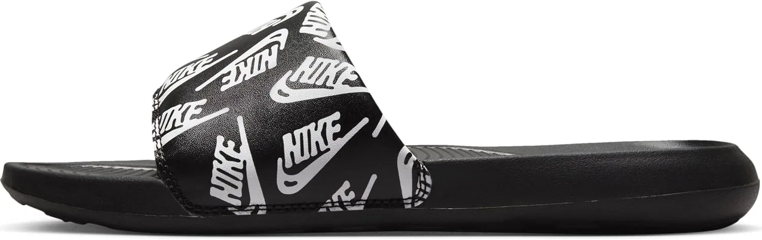 Кроссовки NIKE Herren Victori One, Black / White