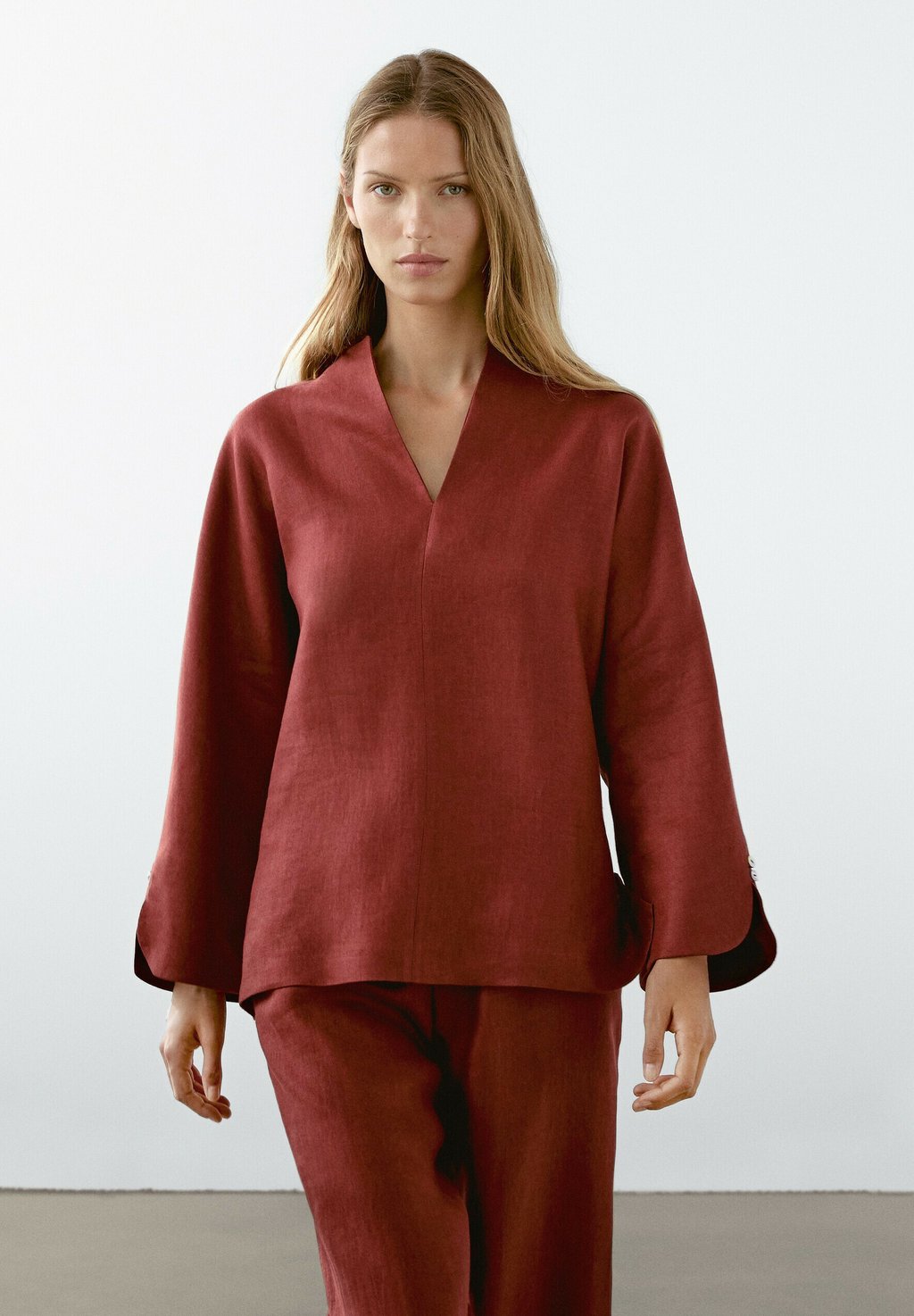 

Блуза V-NECK Massimo Dutti, красный