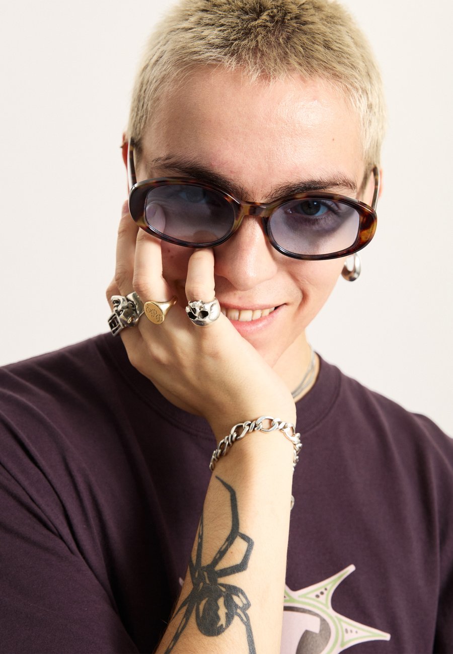 

Солнцезащитные очки Vans OUT THERE , Dark Green