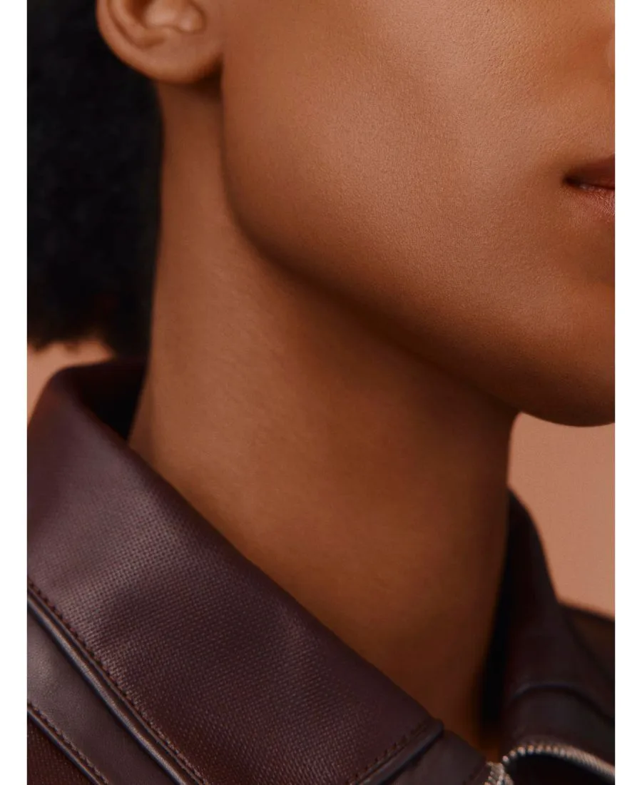 Тональная основа Plein Air, Luminous Matte Skincare Foundation, 1,11 унции HERMÈS, 63w praline is a warm, coppery deep бежевый — фото 3