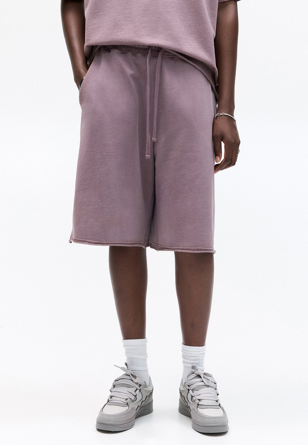 

Шорты Tracksuit bottoms PULL&BEAR, лиловый