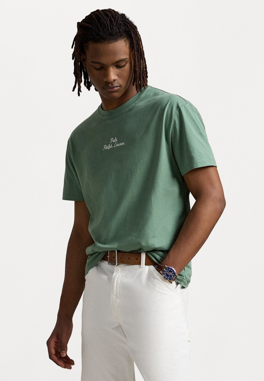 

Футболка Polo Ralph Lauren SHORT SLEEVE UNISEX, Fatigue/Blue, Синий, Футболка Polo Ralph Lauren SHORT SLEEVE UNISEX, Fatigue/Blue