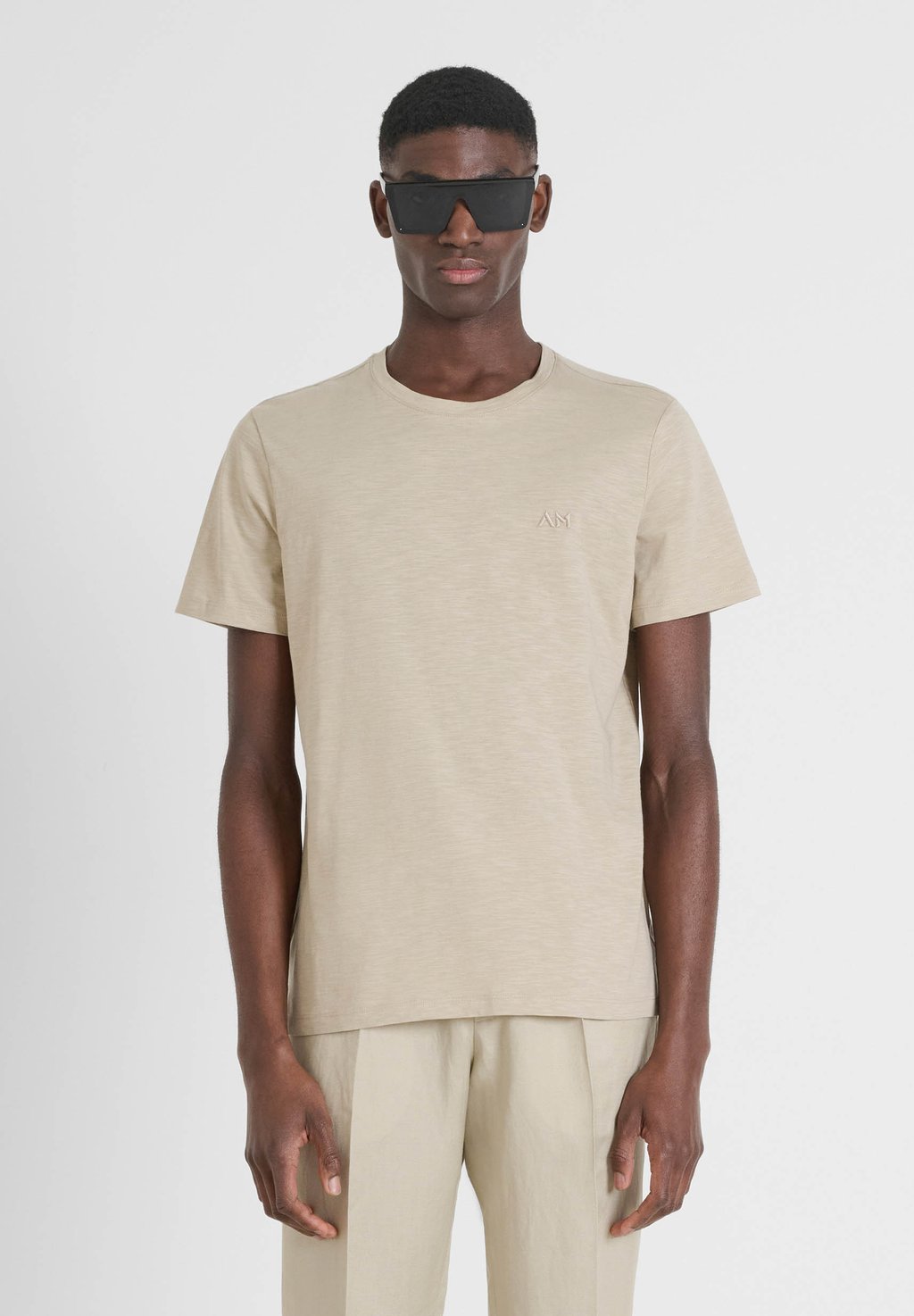 

Базовая футболка REGULAR FIT IN WITH EMBROIDERED LOGO Antony Morato, песочный