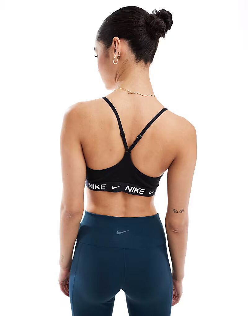 Спортивный бюстгальтер Nike Training Indy Dri-FIT с легкой поддержкой черного цвета — фото 3