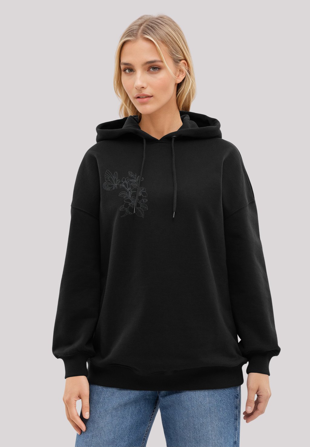 

Толстовка SCHMETTERLING BLUMEN BESTICKT F4NT4STIC, черный