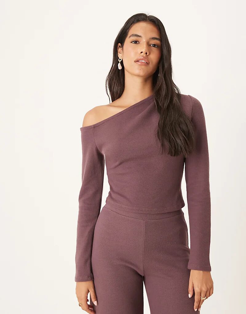 

Супермягкий лонгслив с открытыми плечами и длинными рукавами ASOS DESIGN в цвете пыльной сливы - PURPLE