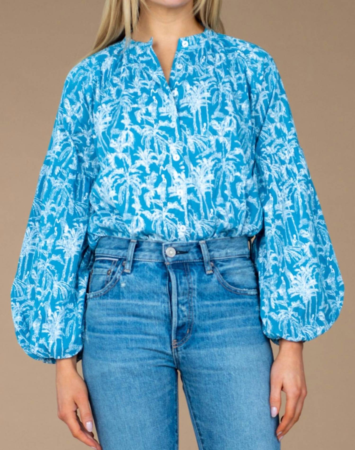 

Блузка Эмори в стиле джунглей Olivia James the Label, цвет jungle toile