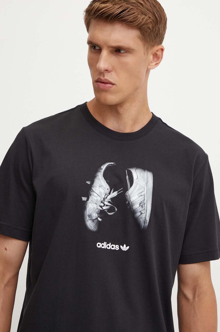 

Хлопковая футболка adidas Originals, черный