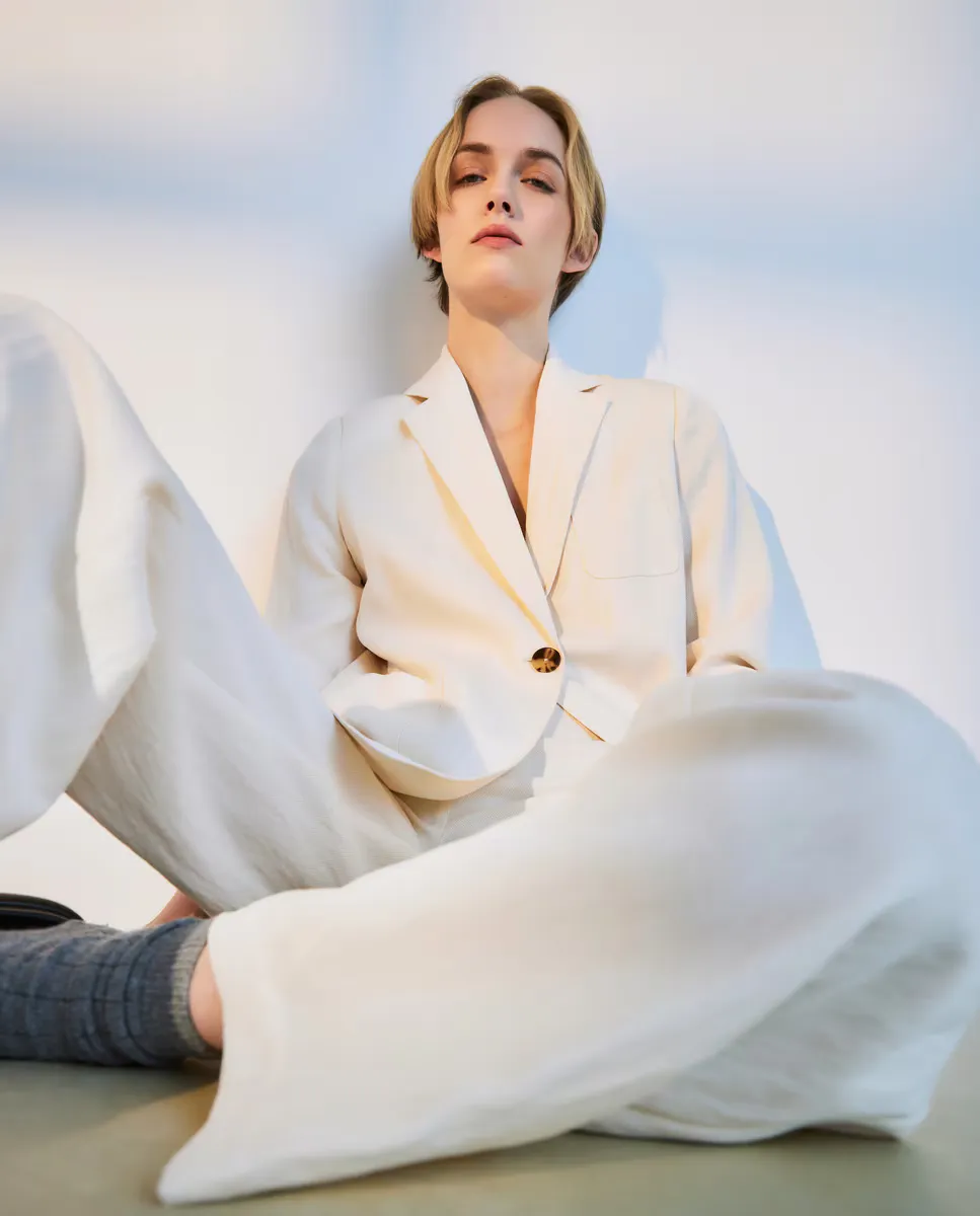

Женский легкий блейзер Woman El Corte Inglés, цвет Blanco roto
