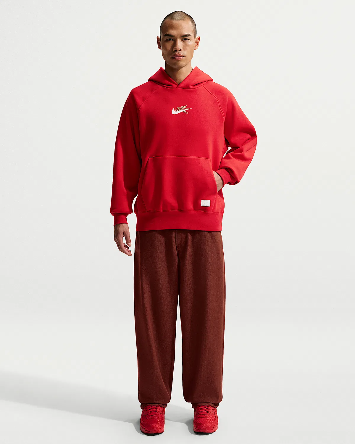 Мужское флисовое худи Nike Sportswear LNY, University Red — фото 4