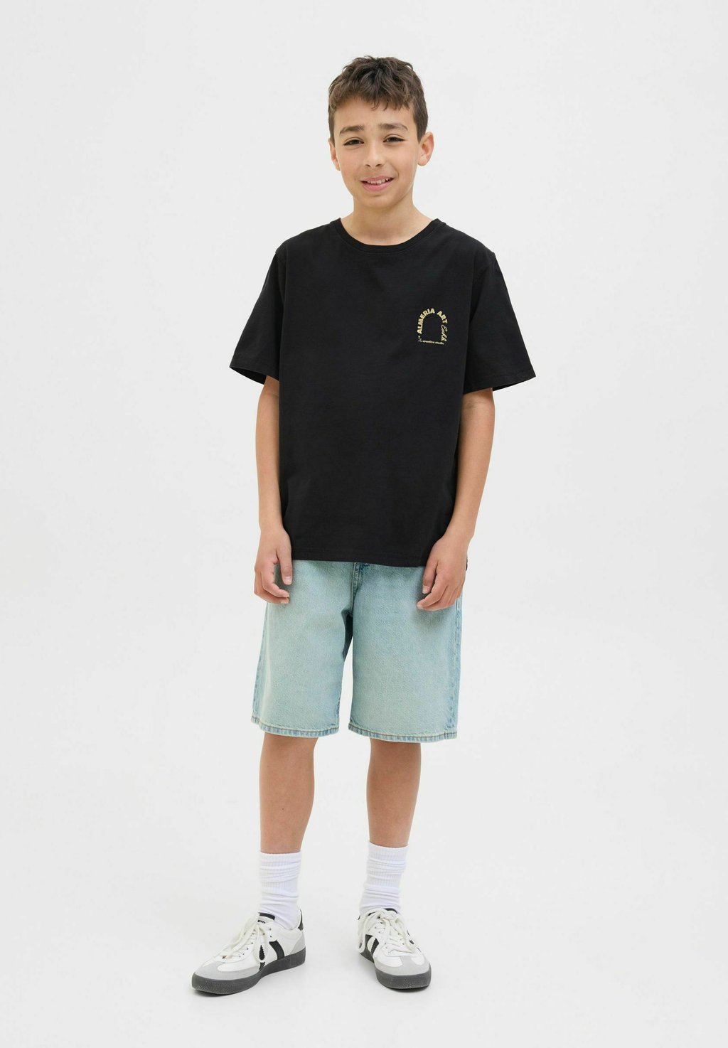 

Футболка с принтом GEDRUCKT Jack & Jones Junior, черный