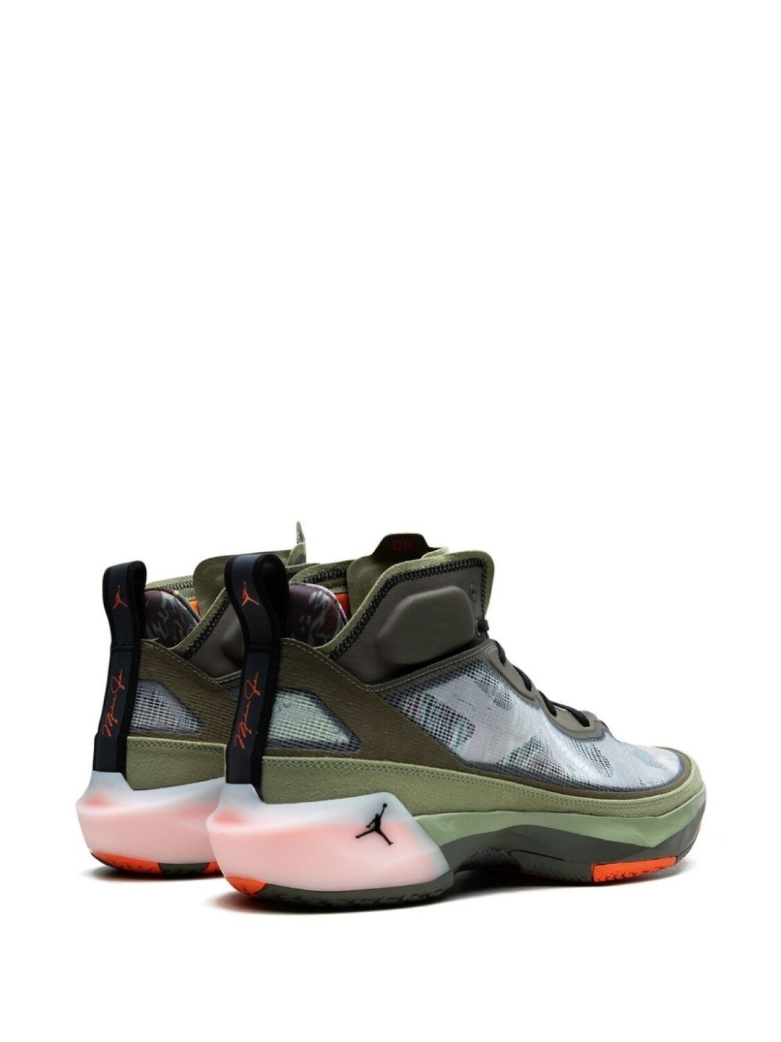 Jordan кроссовки Air Jordan 37 из коллаборации с Undefeated, зеленый — фото 3