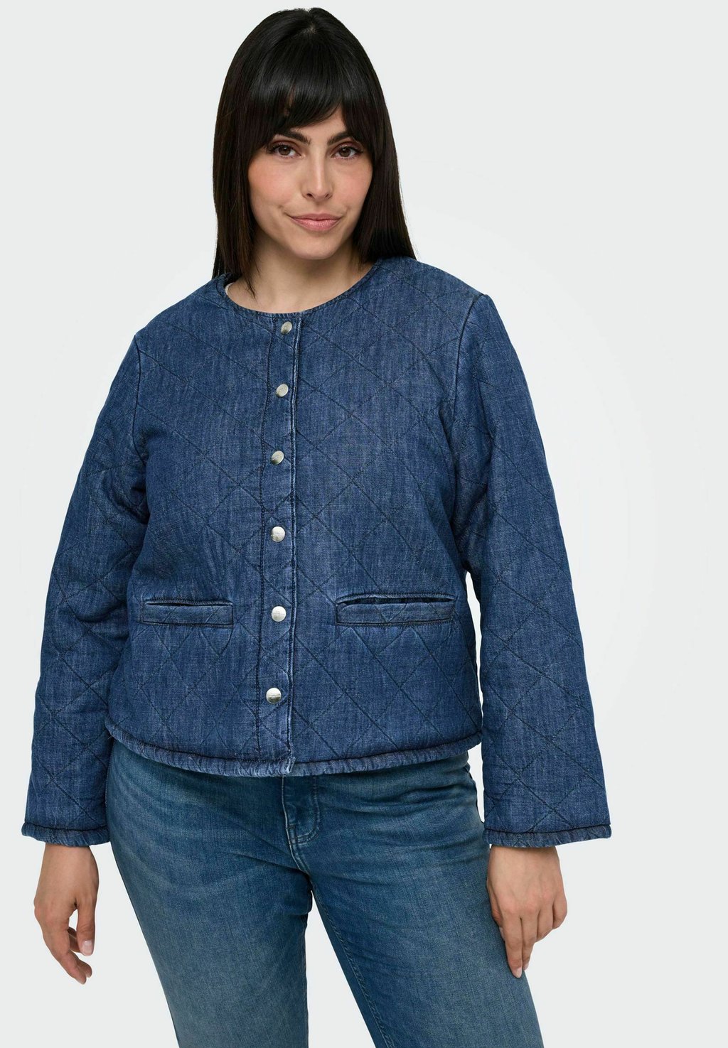 

Джинсовая куртка CARROSA ONLY Carmakoma, цвет Medium Blue Denim