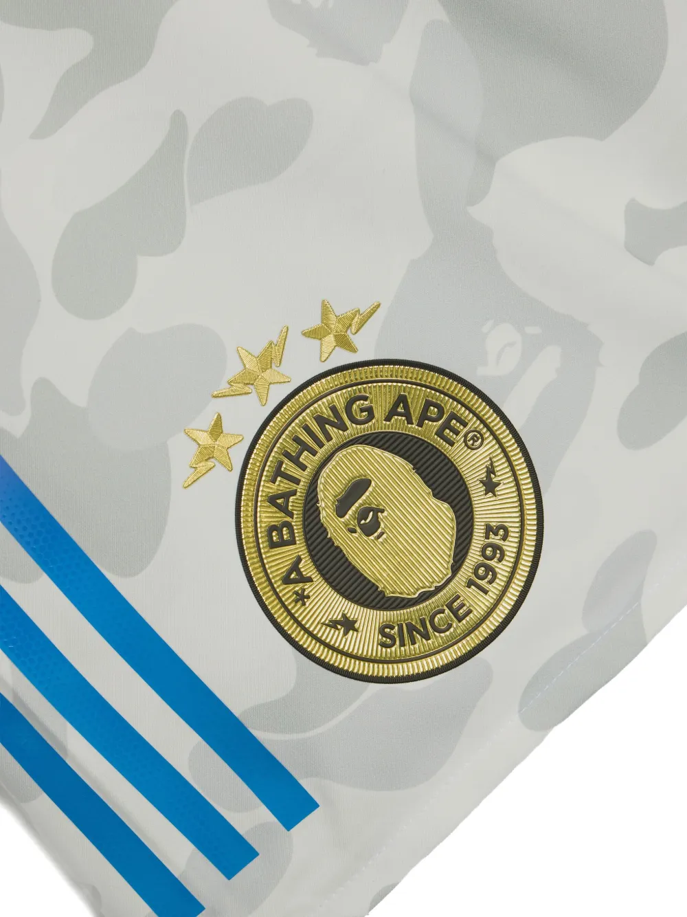 Футбольные шорты с камуфляжным принтом Adidas, серый — фото 4