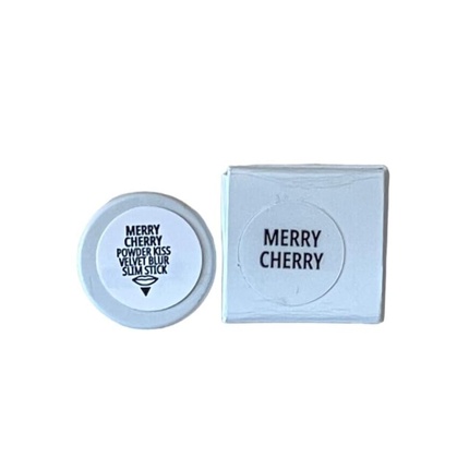 Помада Powder Kiss Velvet Blur Slim Lipstick Limited Edition Merry Cherry Mac — фото 3