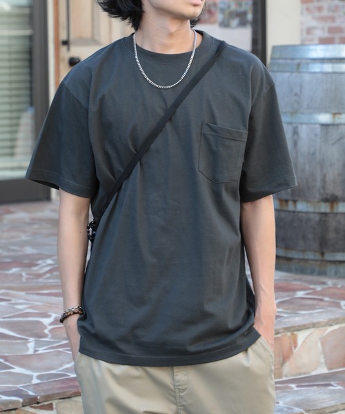 

Футболка с карманом, короткий рукав, однотонная, базовая, унисекс United Athle