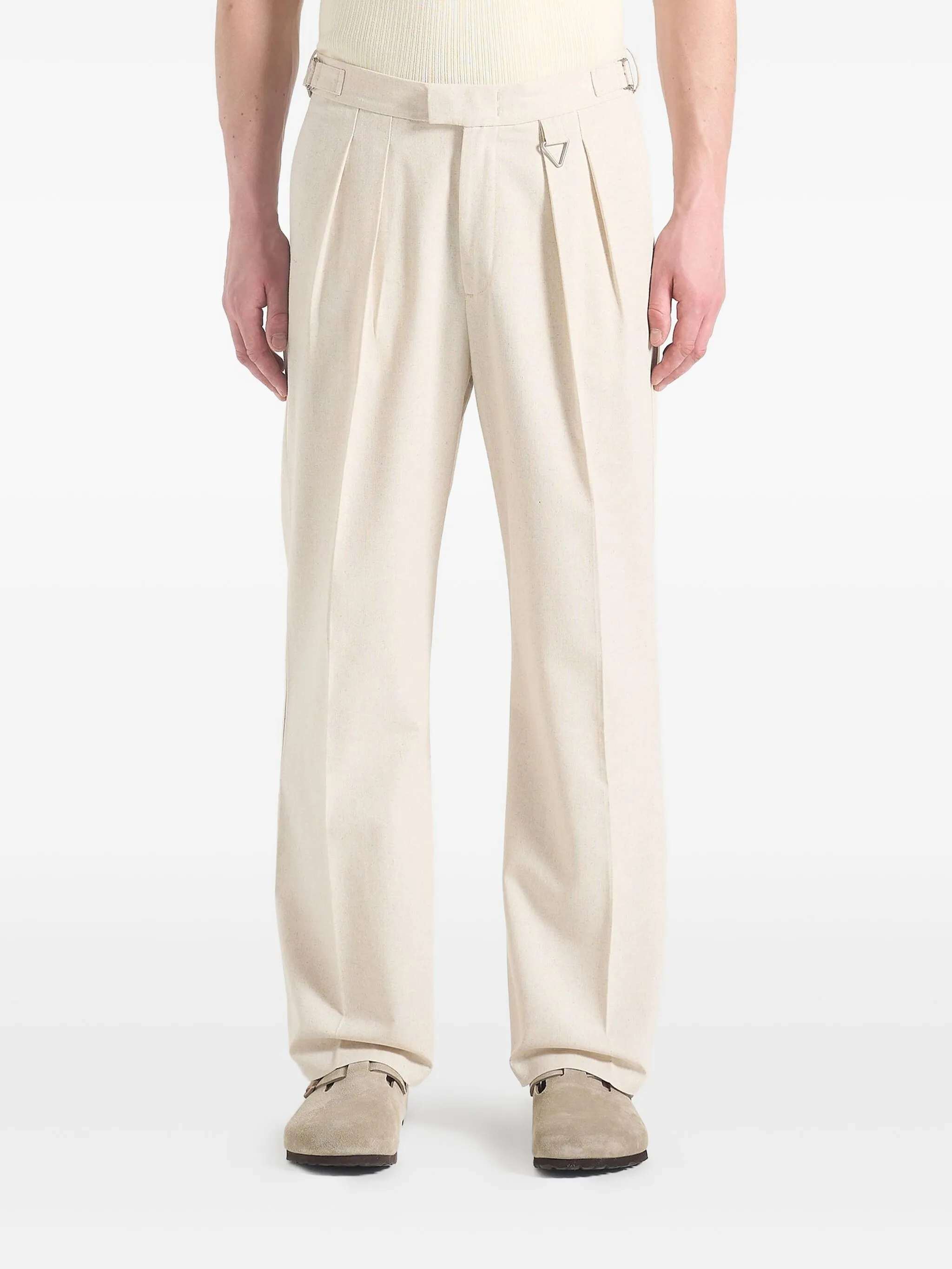 

Брюки Pierre строгого кроя со складками Manière De Voir, бежевый