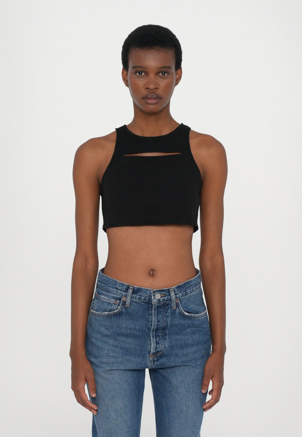 

Топ Armani Exchange, черный