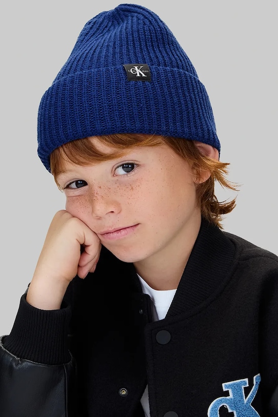 

Детская шапка Calvin Klein Jeans, темно-синий