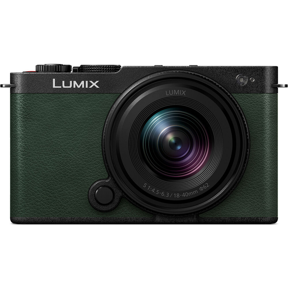 

Беззеркальная камера Panasonic Lumix S9 Mirrorless Camera with 18-40mm DC-S9NG