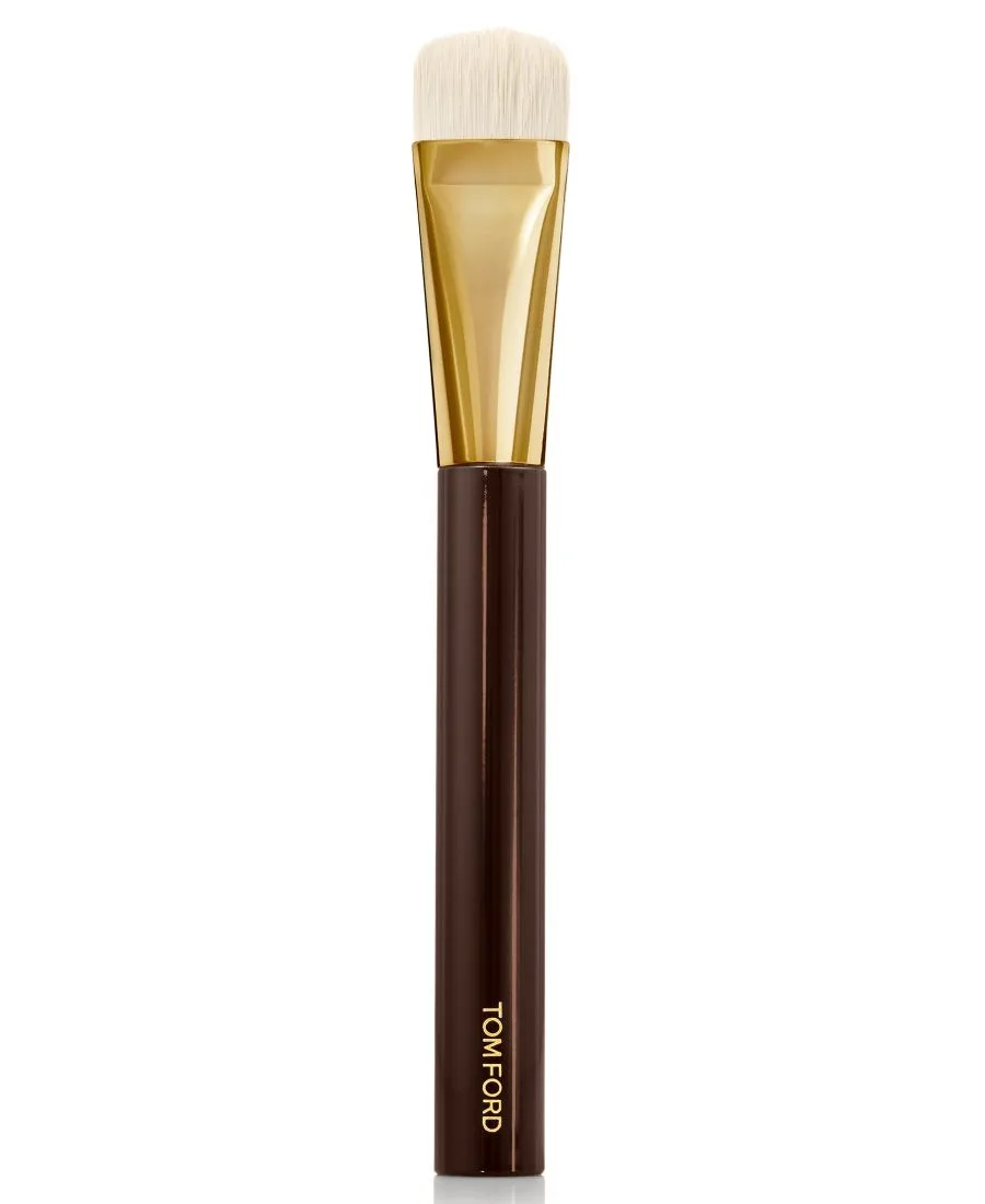 Кисть для контурирования и придания сияния 04 Tom Ford, 04
