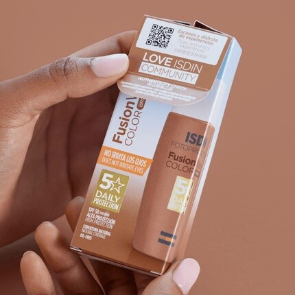 Fusion Water Color Spf 50 Тонированный ежедневный солнцезащитный крем для лица бронзовый 50 мл, Isdin — фото 2