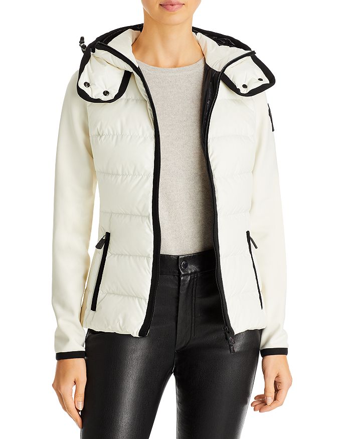 

Пуховик с капюшоном Moncler, белый