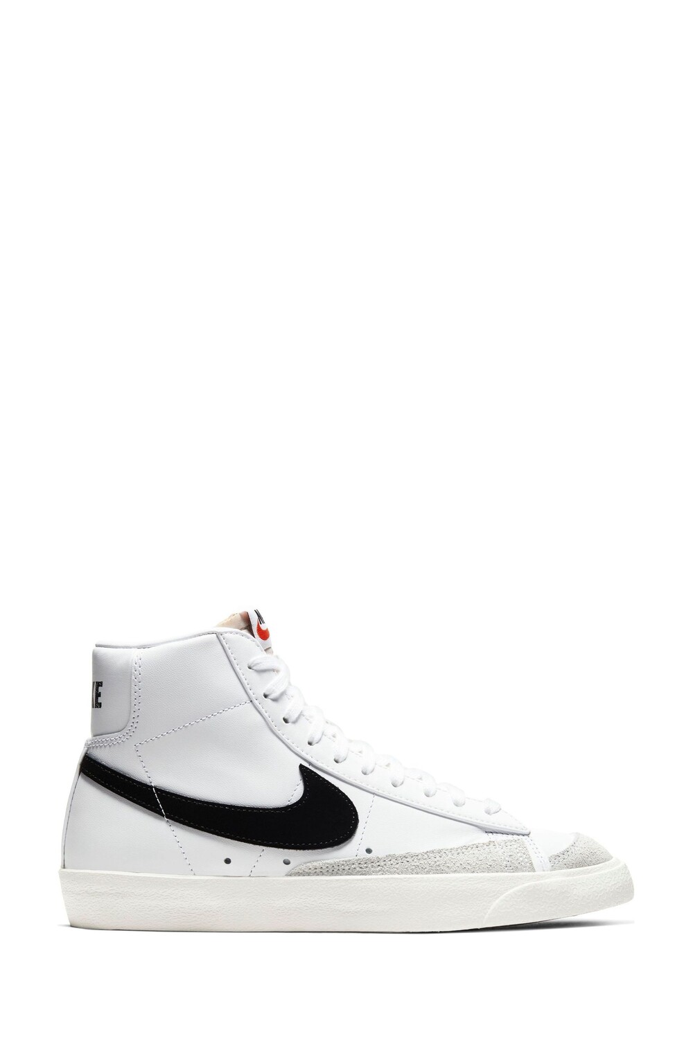 

Спортивные кроссовки Blazer с вырезом до щиколотки Nike, белый