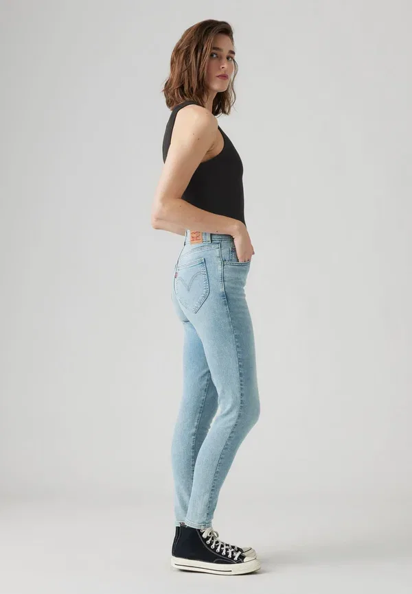 Джинсы Levi's Retro high skinny double button, скинни-фит, цвет черный — фото 4