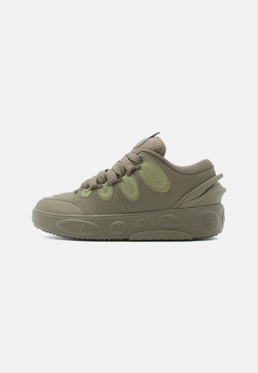 

Кроссовки Puma LA FRANCE, Loden Green/Green