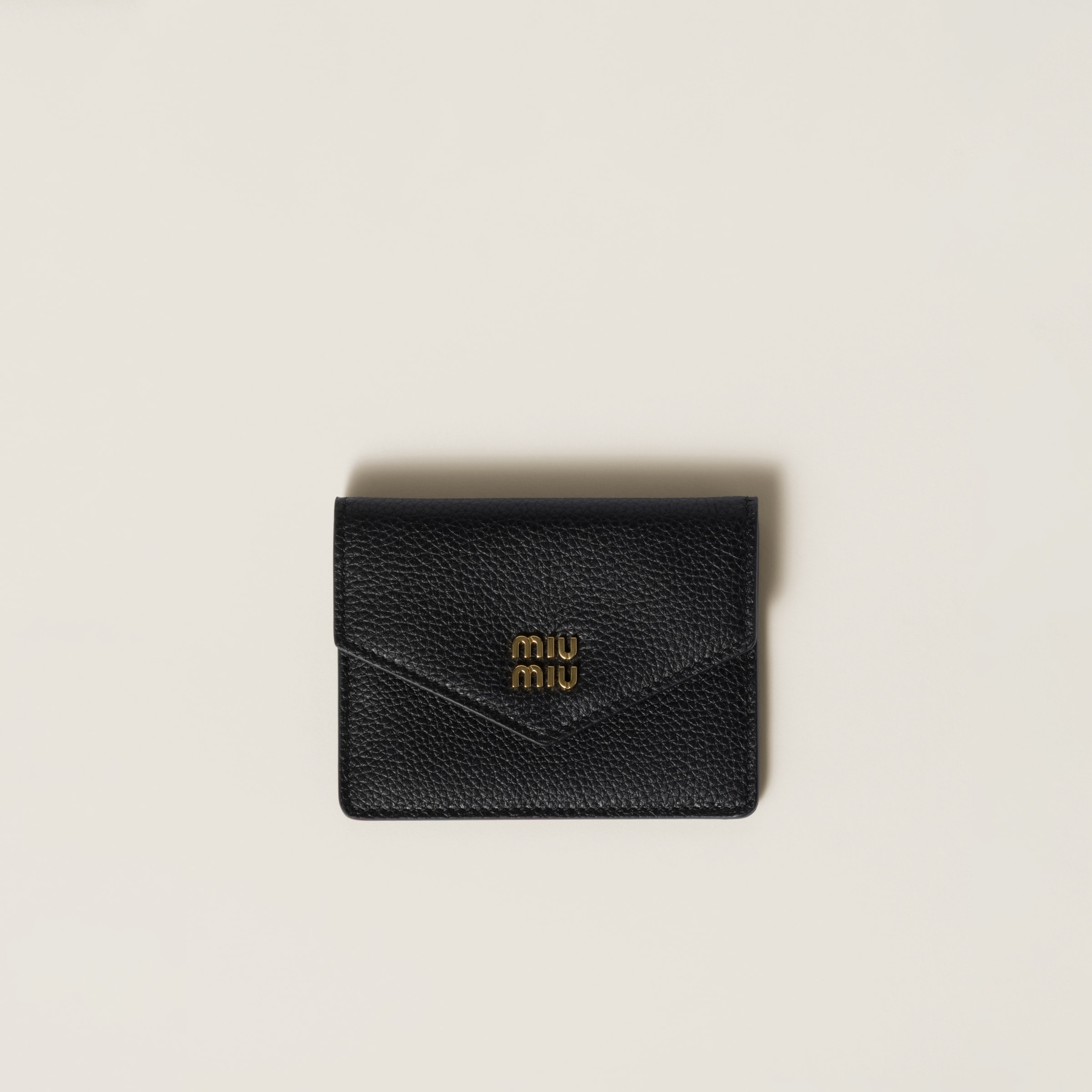 

Кожаный держатель для карт MIU MIU, черный