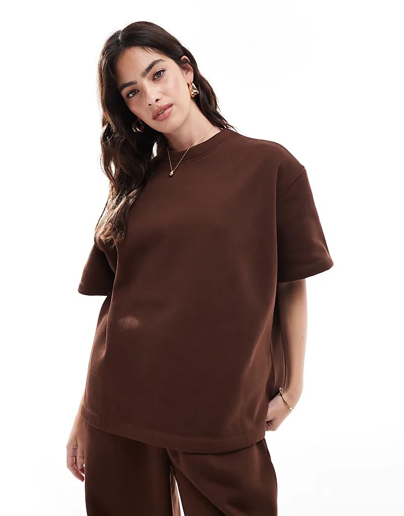 

Футболка-свитшот ASOS DESIGN оверсайз шоколадно-коричневого цвета — часть комплекта