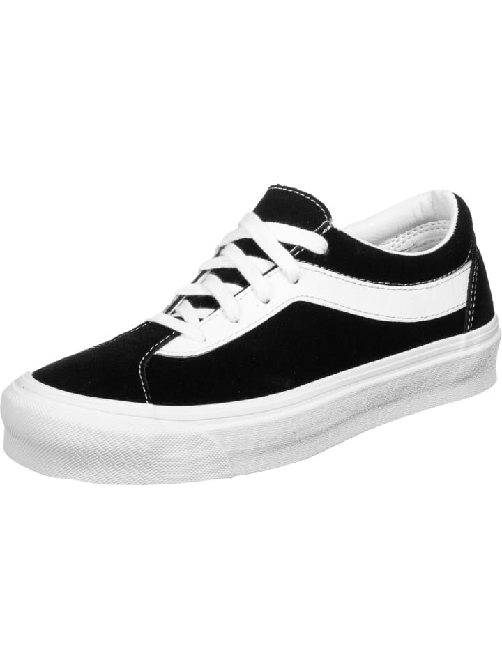 

Кроссовки на шнуровке Vans, цвет black/true white