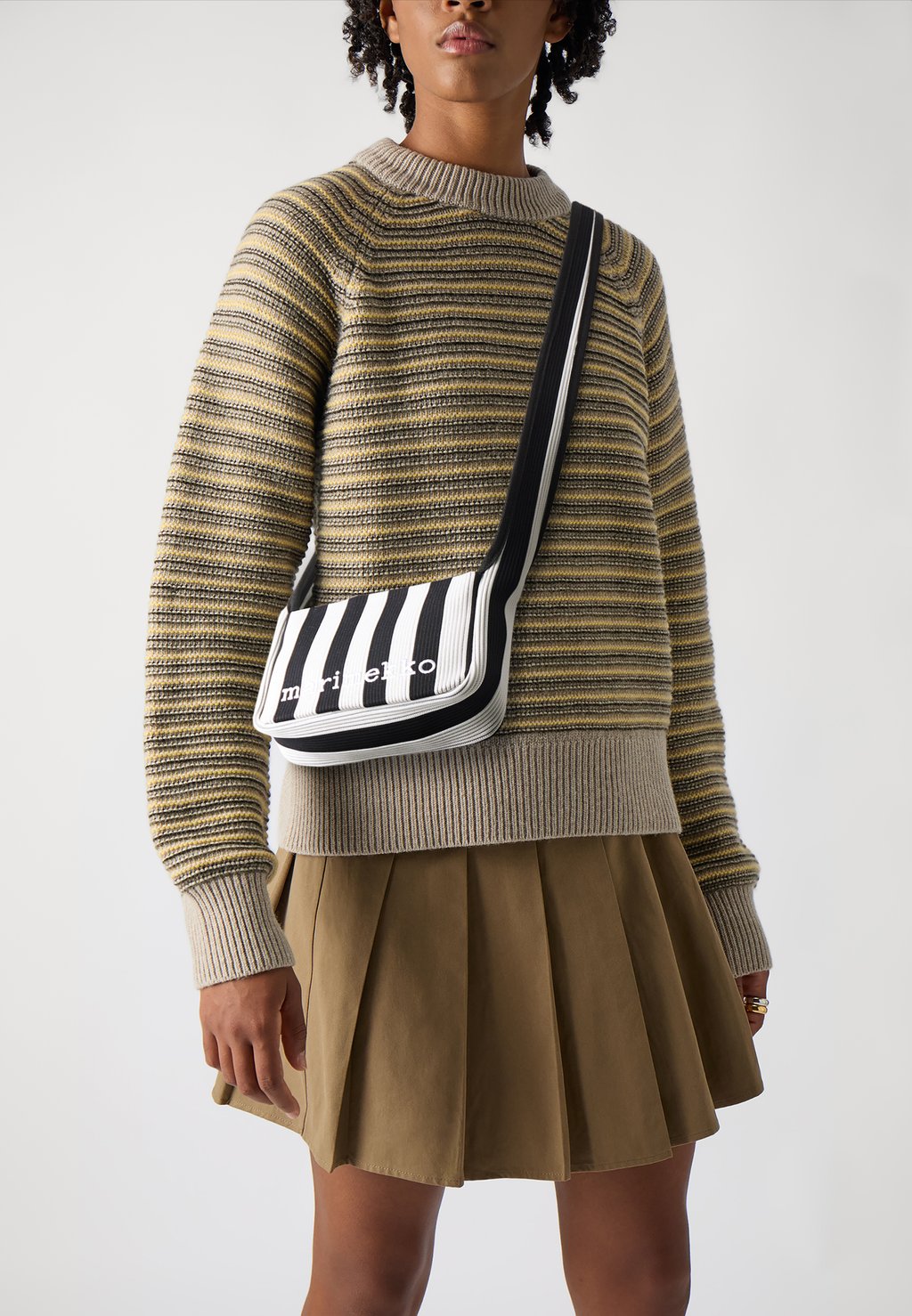 

Сумка через плечо MINI SHOULDERBAG MERIROSVO Marimekko, черный