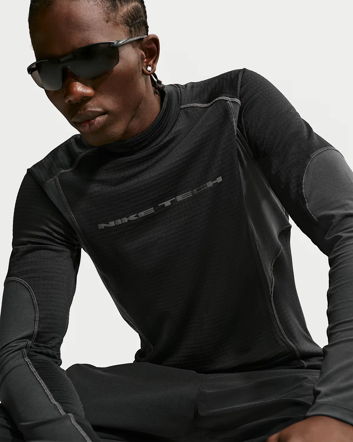 Мужская базовая футболка с длинным рукавом Nike Tech, Black/Anthracite/Anthracite/Black — фото 3