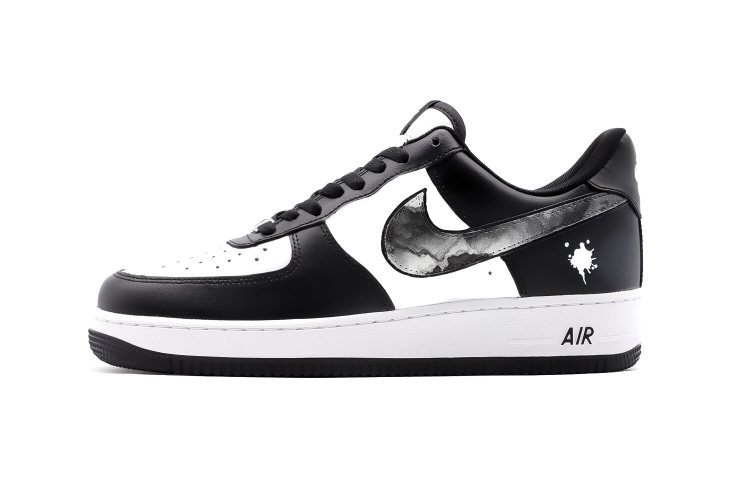 

Кастомизированные кроссовки Nike Air Force 1 Skateboarding Shoes Unisex, черный/белый