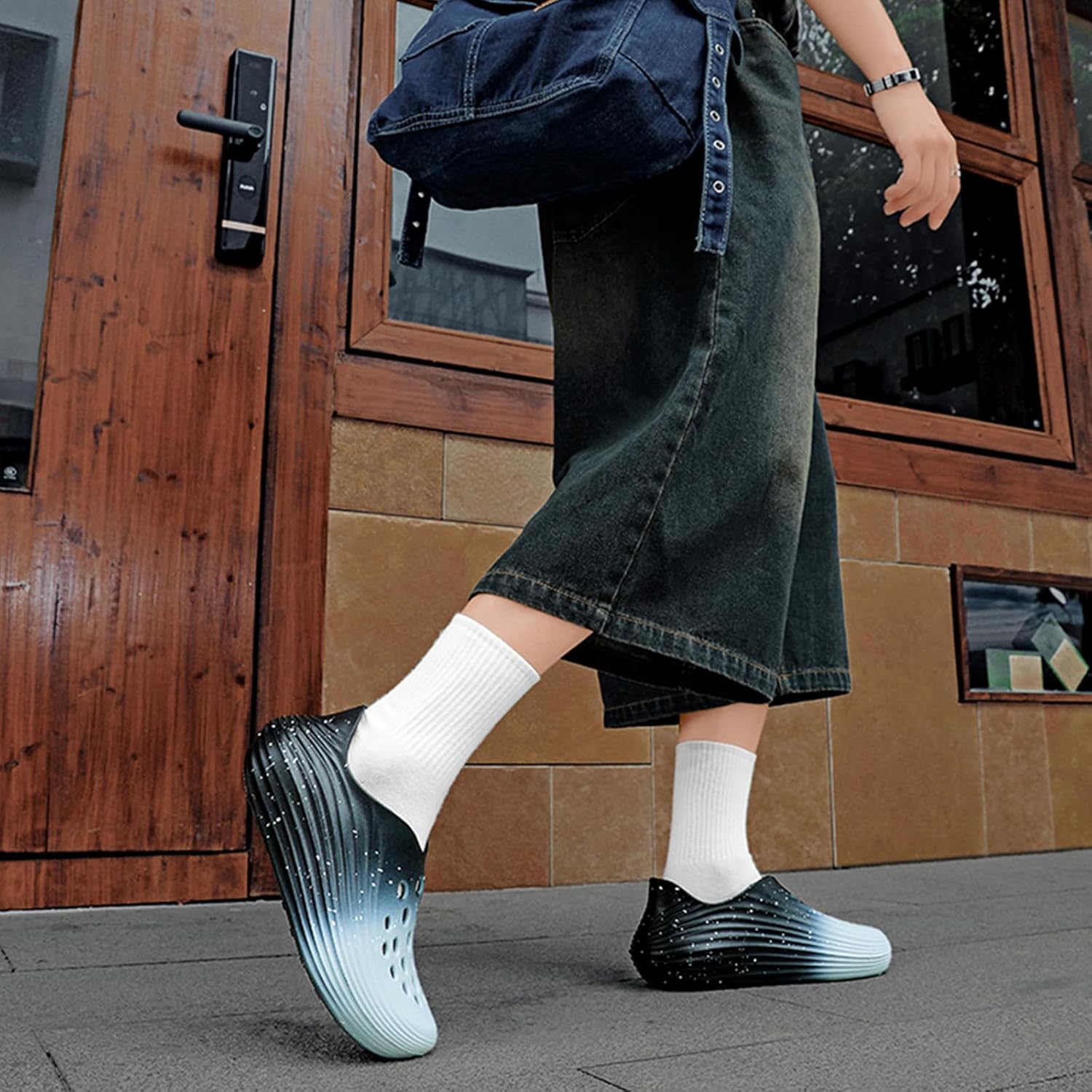 Кроссовки Foam Runner для мужчин и женщин, без шнурков, с вырезами, в стиле Foam Runner, легкие, долговечные, из EVA, дышащие, мягкие тапочки-облака для мужчин и женщин Inkuil, черный/серый — фото 3