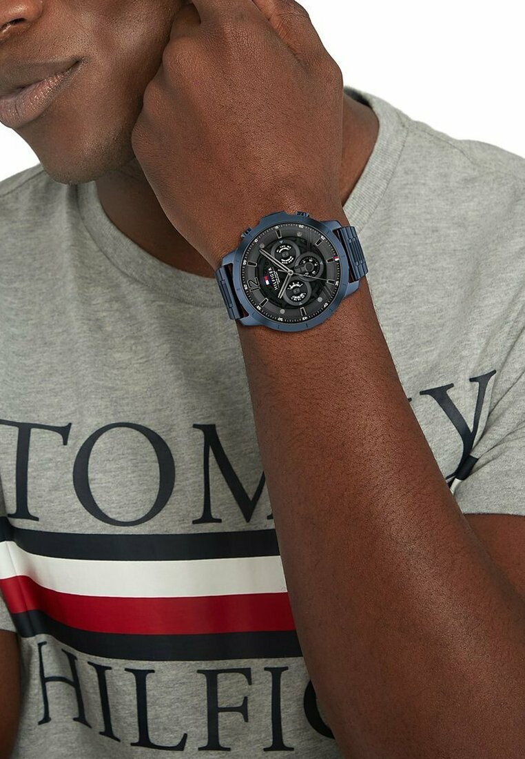 

Часы Tommy Hilfiger, синие