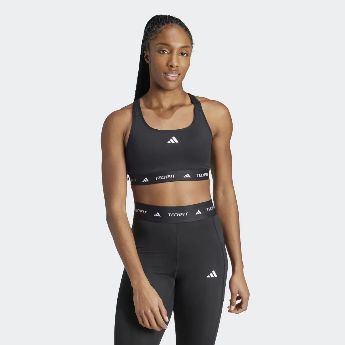

Спортивный топ Adidas TECHFIT, черный
