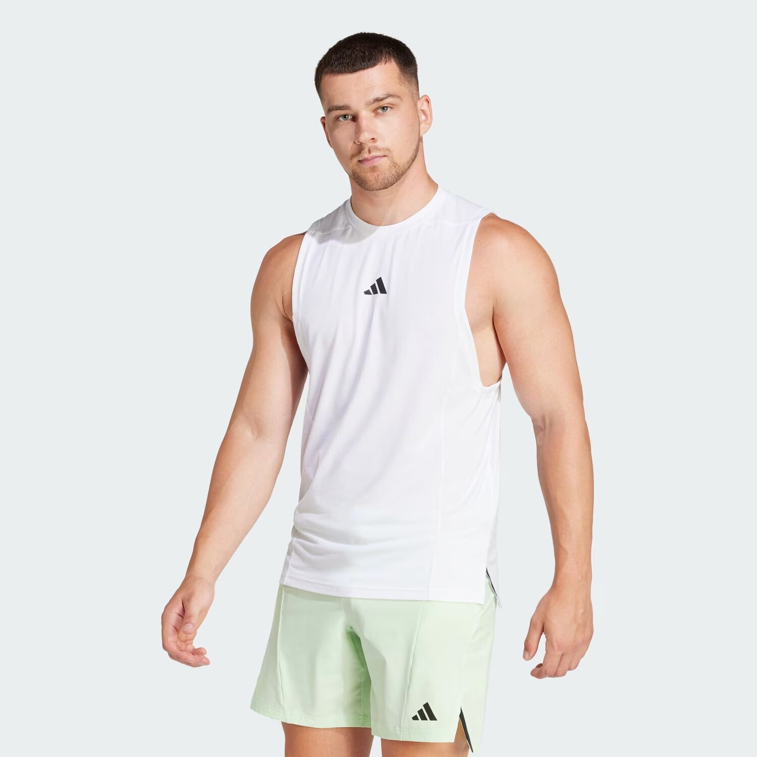 

Майка для тренировок и тренировок. Adidas, цвет White