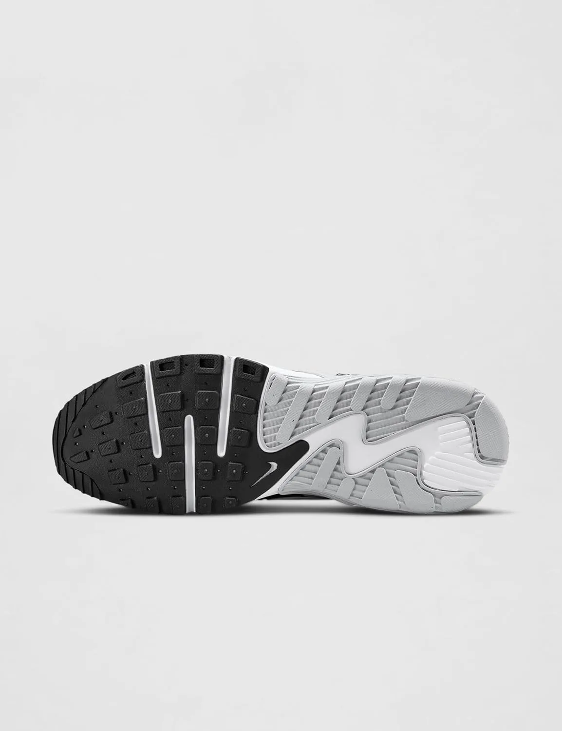 Мужские низкие кроссовки Nike Air Max Excee, белый/черный/серый — фото 4