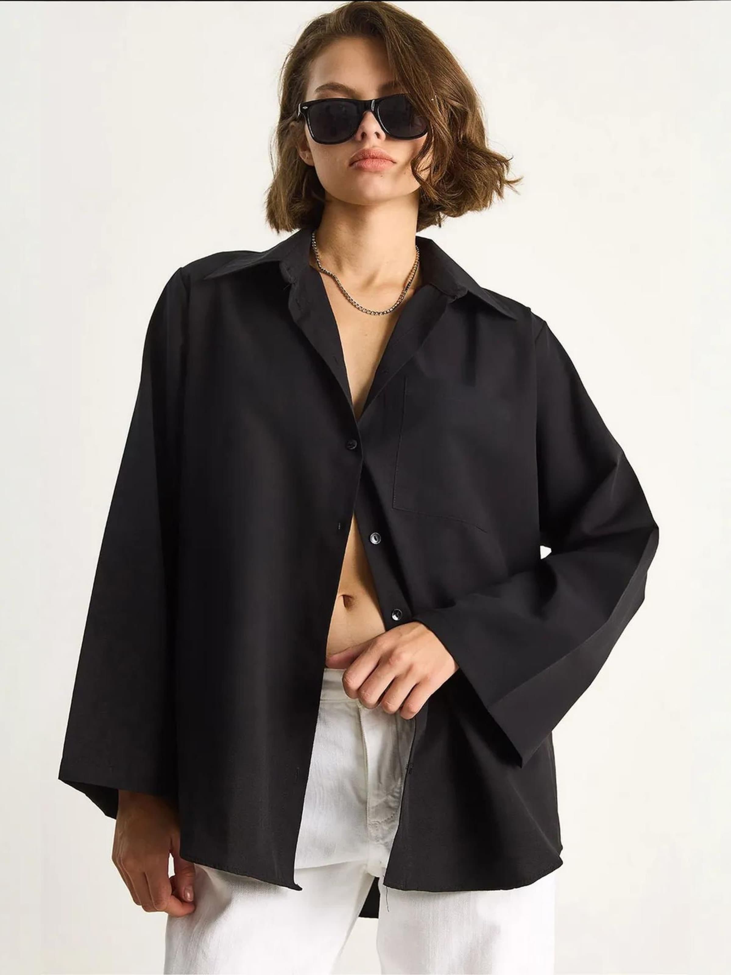 

Bianco Lucci Блузка в черном цвете