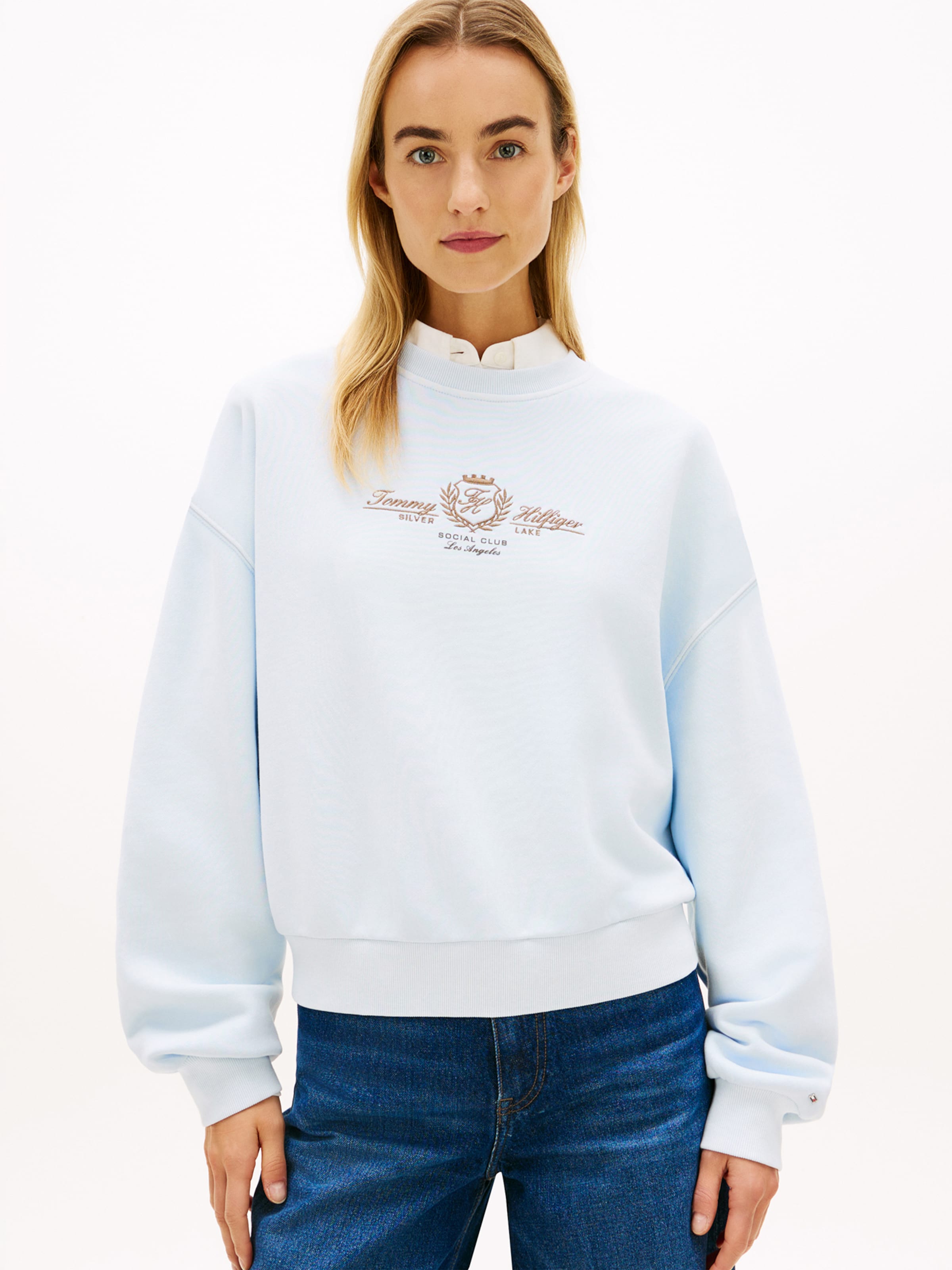 TOMMY HILFIGER Свитшот 'Varsity' в светло-голубом цвете — фото 3