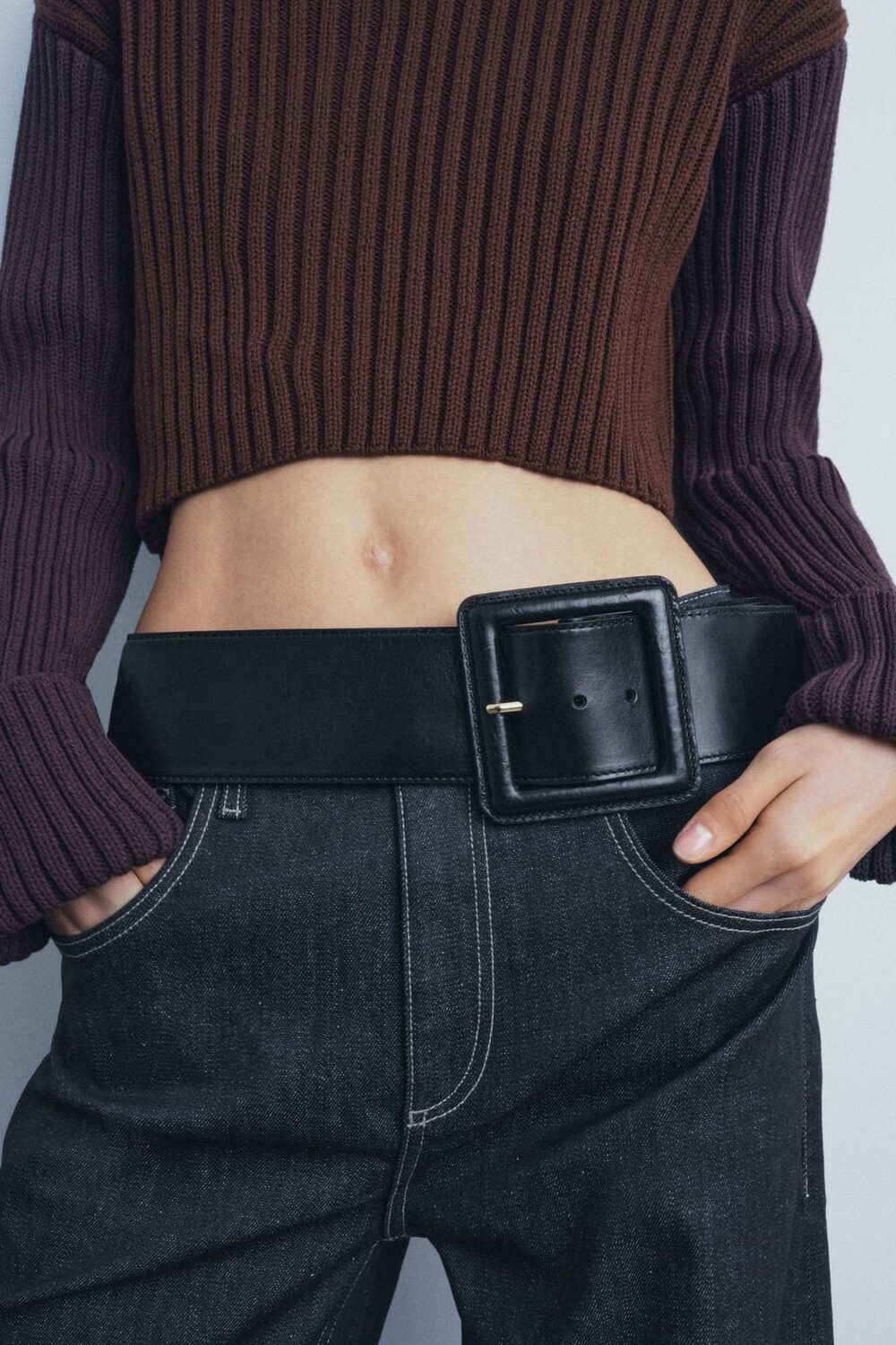 

Кожаный ремень с подкладной пряжкой ZARA, черный