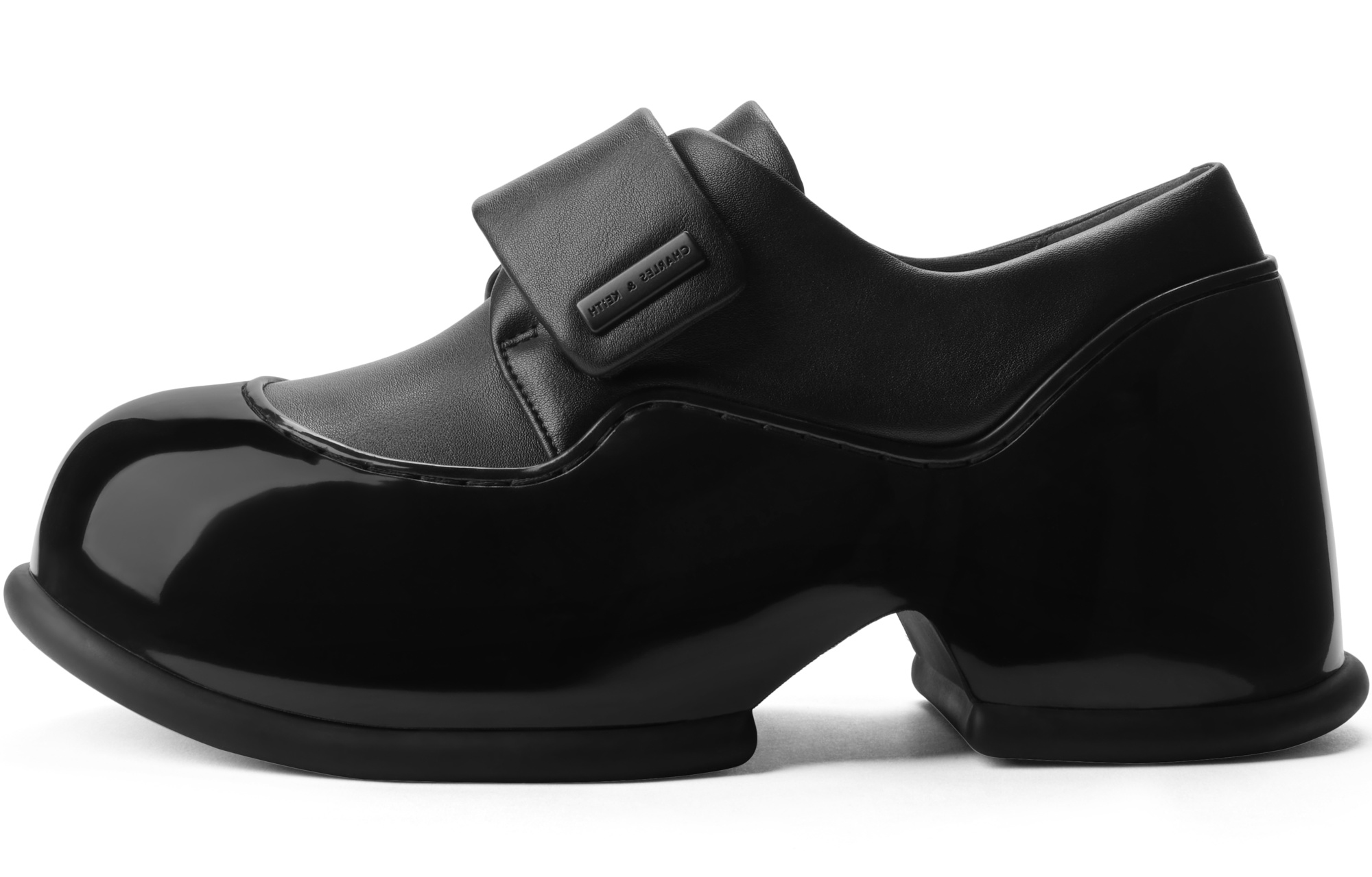 Лоферы женские с низким верхом Charles&Keith