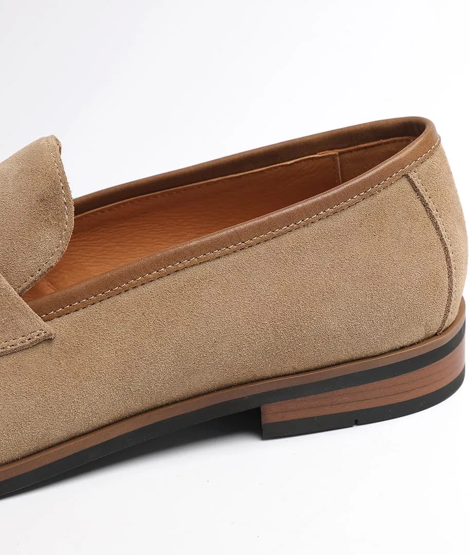 Лоферы мужские из телячьей кожи с кисточками, Light Brown (suede) FIAVOM — фото 4