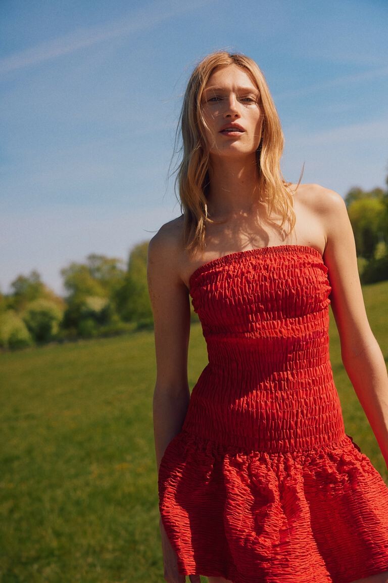

Платье-Бандо со сборками H&M, красный