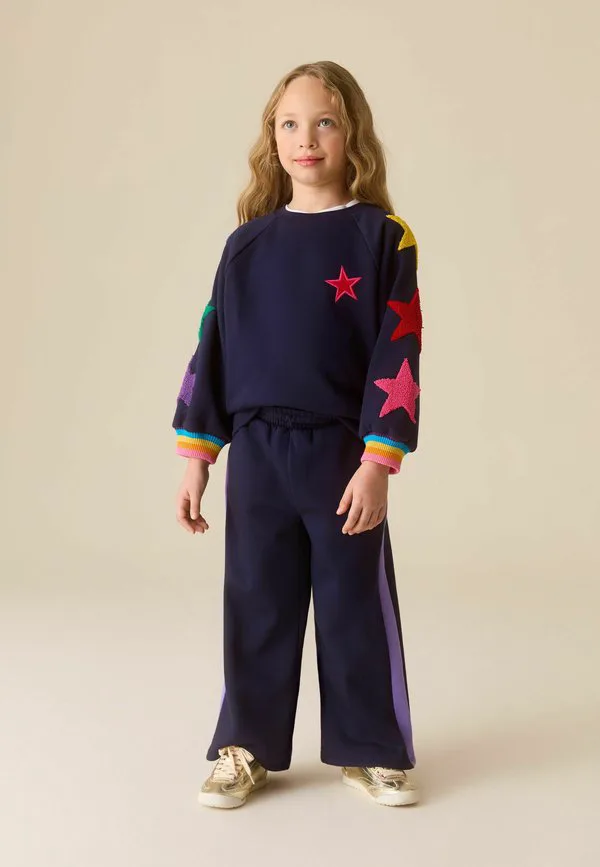 Спортивный костюм joggers heart set Little Bird, Navy Boucle Stars — фото 2