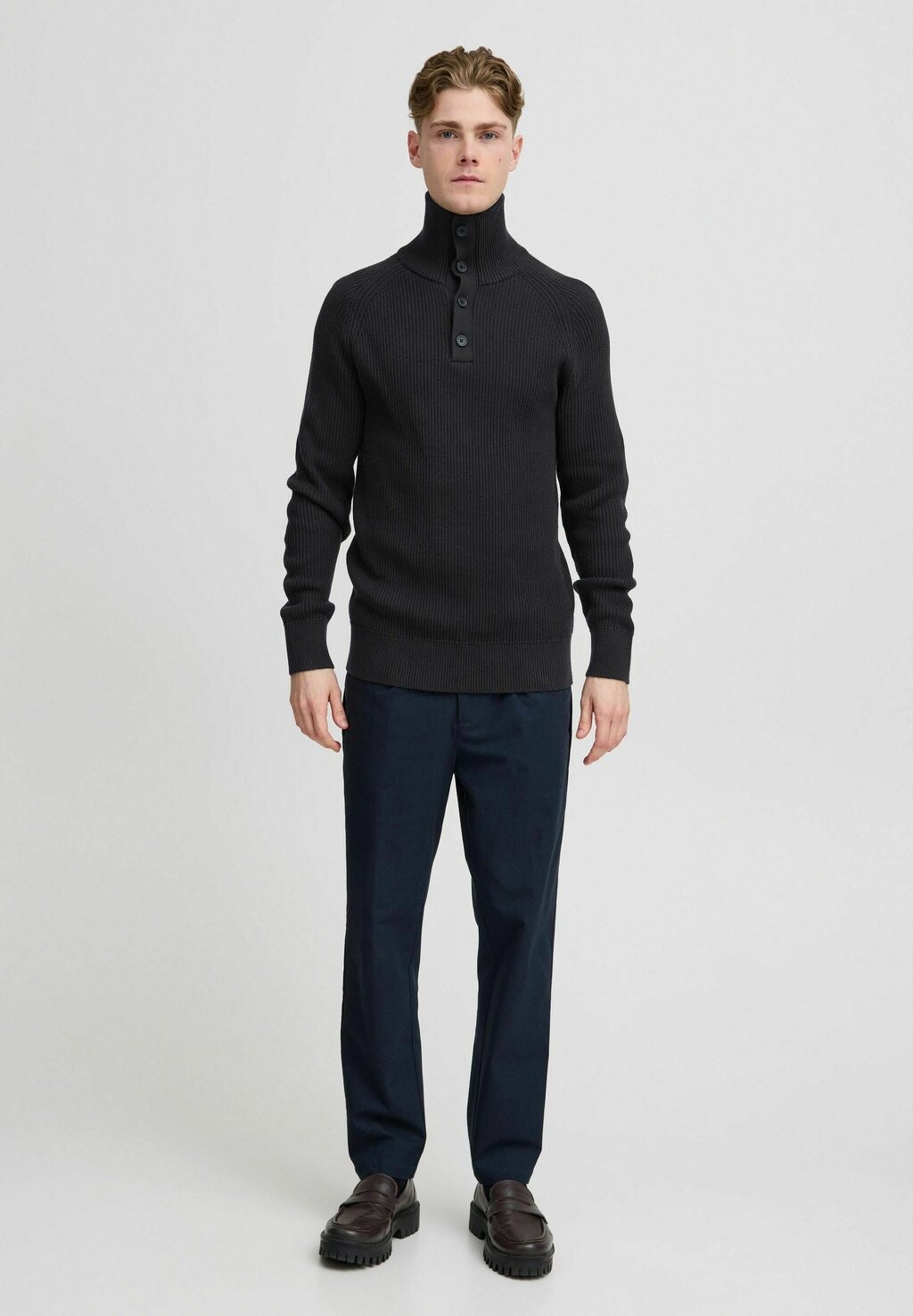 

Джемпер KRISTIAN NECK Casual Friday, синий